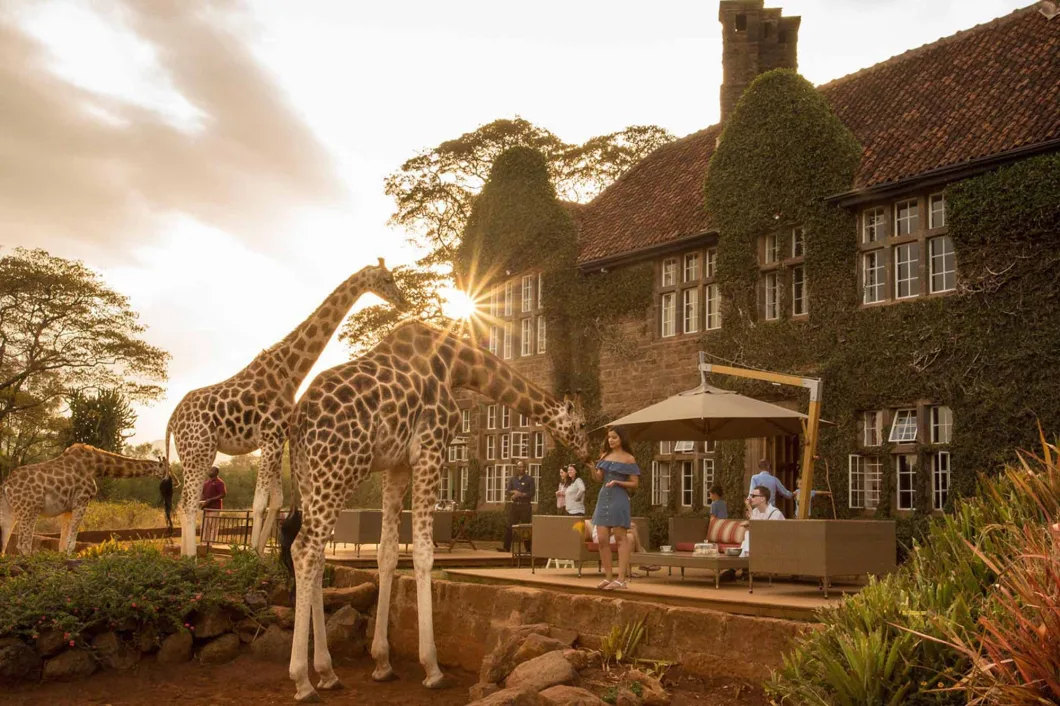 giraffe manor - Kenya family safari
